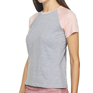 Camiseta de mujer recién llegada con logo personalizado impreso, estilo elegante, transpirable, de manga corta, material de algodón. - Product Image 4