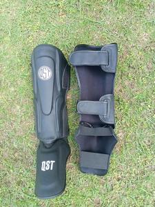 Espinilleras de Boxeo de Cuero PU Acolchadas para Muay Thai, MMA, Artes Marciales, Entrenamiento, Ligeras, con Cierre de Hebilla - Product Image 6