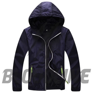 Chaqueta de Exterior para Hombre, Negra, Cortavientos, de Manga Larga, con Capucha, para Primavera - Product Image 1