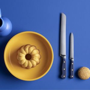 Couteau à pain en acier inoxydable tranchant avec bord dentelé, manche ergonomique, couteau professionnel pour trancher le pain, les gâteaux et les toasts pour la maison - Product Image 5
