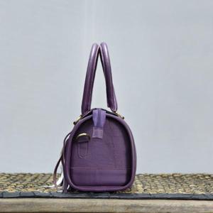 Bolsa de Viaje de Cuero Genuino Morado de Lujo con Panel de Piel de Vaca y Borlas, Ligera y de Gran Capacidad - Product Image 4
