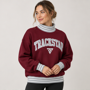 Sudadera de Cuello Alto Color Borgoña para Mujer con Ribete Blanco a Rayas, Letras Varsity, Manga Larga, Logotipo Personalizado - Product Image 3