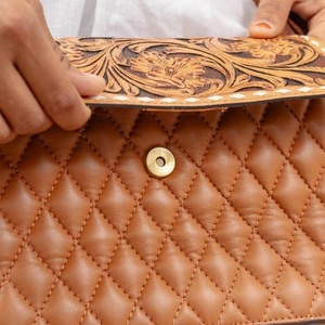 Véritable sac à bandoulière vintage pour femmes Stylish Western-Style Hair Leather For Autumn Spring Seasons For Summer Games - Product Image 4