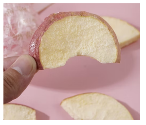 แอปเปิ้ลอบแห้งแบบแช่แข็ง ออร์แกนิก/ไม่ใช่พืช GMO/แบบธรรมดา บรรจุสุญญากาศ ขายส่งในอินเดีย อายุการเก็บรักษา 18 เดือน - Product Image 1