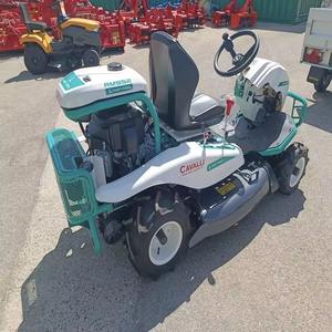 Desbrozadora de martillos OREC de alta resistencia, construida con motor de gasolina para una gran potencia y un rendimiento confiable en terrenos accidentados. - Product Image 6