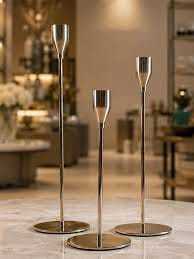 Candelabro de Metal Plateado de 3 Brazos, Portavelas de 32 cm de Alto y 31 cm de Ancho para Decoración de Bodas y Hogar - Product Image 2