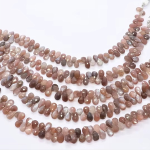 Perles de pierre de lune naturelle AAA chocolat, facettées en forme de poire, 5x7 MM, brin de 8 pouces - Product Image 1