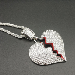 จี้ฮิปฮอปแบบกำหนดเองสำหรับผู้ชาย ประดับเพชรโมอิสซาไนต์ VVS เงินแท้ 925 ชุบโรเดียมอย่างดี พร้อมตัวอักษรหรือตัวเลขตามสั่ง - Product Image 6