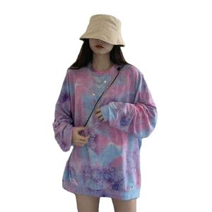 Blusa de otoño para mujer, estilo holgado, largo medio, versátil, ajustada, retro, con efecto tie-dye, camiseta de manga larga para mujer - Product Image 1