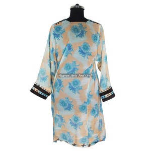 BDR086 Top/Túnica/Kurta Kutchi Vintage con Estampado Floral Real, Hecho a Mano, Estilo Bohemio, de Proveedor Indio, Vestido Vintage Hecho a Mano - Product Image 6