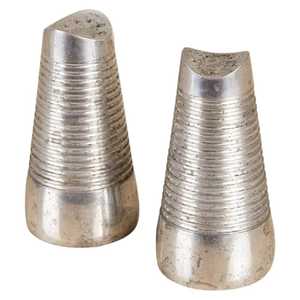 Luxury Hammered Gold <b>Salt</b> and Pepper Shakers Set Modern Cylindrical Stainless Steel Metallic Spice Dispenser Tableware - Product Image 3