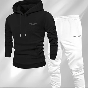BLIZ SPORTS WEAR - Conjunto Deportivo Personalizado para Hombre, Sudadera con Capucha Azul Rey en Contraste, Ecológico, Holgado, de Invierno, con Logotipo de Alas, 2 Piezas - Product Image 6