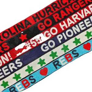 CRYSTAL CRAFT Kentucky Blue, sangle de sac à main brodée à la main avec des perles de graines en or blanc personnalisées, avec couleur et logo personnalisés - Product Image 1