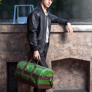 Sac de voyage en cuir vert avec sangles noires, grande capacité, sac à bandoulière décontracté pour homme - Sac de voyage en cuir vert - Product Image 6
