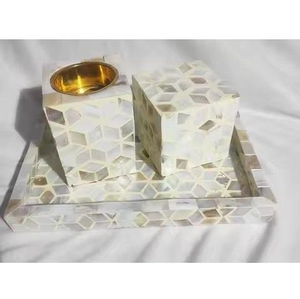 Ensemble cadeau de brûleur d'encens décoratif religieux arabe écologique en os incrusté de nacre, bois de santal et résine - Product Image 5