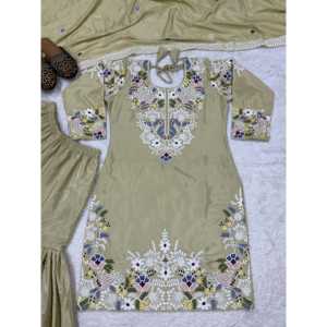 Ensemble de costumes de soirée pour femmes de créateur comprenant un haut Sharara Plazzo Dupatta - Product Image 2