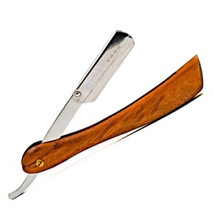 Rasoir droit Spartacus personnalisé pour barbiers professionnels, rasoir à lame fixe avec manche en bois, verrouillage sécurisé, affûté pour le rasage et l'entretien. - Product Image 5