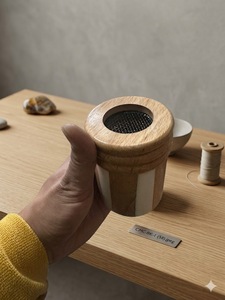 Quemador de Incienso de Madera Hecho a Mano con Rejilla Metálica, Soporte para Aromaterapia, Decoración Ecológica para el Hogar y Meditación - Product Image 1