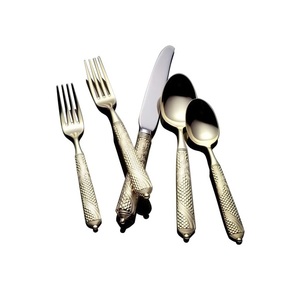 Ensemble de couverts de table en acier inoxydable de qualité supérieure, ustensiles de cuisine modernes, durables, résistants à la rouille, collection de couverts élégants, vaisselle raffinée - Product Image 1