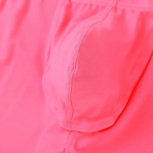 Pantalones Cortos de Compresión Rojos Hechos a Medida, Transpirables, Ecológicos, de Lona, Diseño Casual, Impermeables, de Secado Rápido - Product Image 5