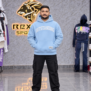 Sweat à capuche unisexe personnalisé en molleton épais, avec détail personnalisé, style streetwear, poche kangourou, fournisseur de labels personnalisés - Product Image 1