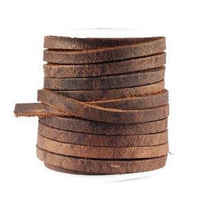 Cordons en cuir plats carrés de 3 mm à 5 mm d'épaisseur pour lacets de chaussures, couleurs personnalisables - Product Image 1