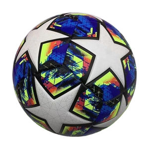 Ballon de football d'entraînement taille 5, cousu à la machine, en cuir PU, durable, pour extérieur, coutures renforcées, pour jeunes, académies et clubs - Product Image 5