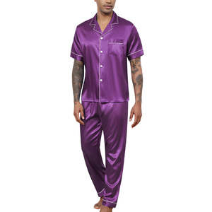 Conjunto de Pijamas de Seda para Hombre, Diseño Moderno, Precio al por Mayor, Cómodo, de Primera Calidad - Product Image 1