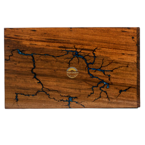 Urne funéraire en résine et bois naturel inspirée de l'océan, faite à la main, motif vague bleue, par AYAANS - Product Image 5