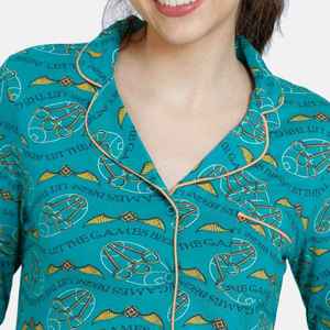 Conjunto de 2 piezas de ropa de dormir transpirable y ligera para mujer, diseño único, venta al por mayor, alta calidad, hecho en Pakistán. - Product Image 5