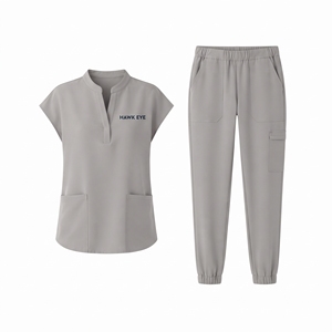 Conjunto de Uniforme Médico Hawk Eye para Mujer, Color Gris, Top de Manga Corta y Pantalones con Bolsillos, Tela Tejida - Product Image 1