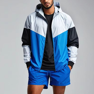 Ensemble deux pièces coupe-vent à capuche avec short et bandes réfléchissantes – Le best-seller pour l'automne - Product Image 3