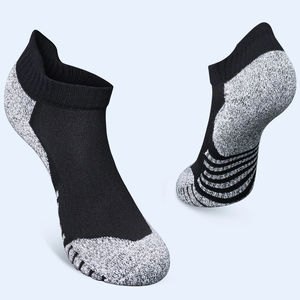 Chaussettes de sport respirantes pour hommes, noires et grises, tricotées, fines, pour l'été - Product Image 2