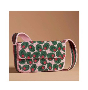 กระเป๋าถือสะพายไหล่ประดับลูกปัดทำมือสุดหรู MOQ ต่ำ กระเป๋าถือปักลายลูกปัด งานปักมือ กระเป๋าถือผู้หญิง กระเป๋าถือทันสมัย - Product Image 1