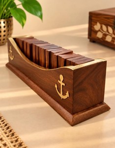 Juego de Fichas de Dominó de Madera de Palisandro con Piezas de Latón para Actividades de Ocio, Reuniones Familiares, Eventos Sociales y Juegos de Mesa - Product Image 2