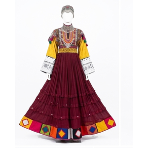 Robe afghane traditionnelle brodée à la main, style Kuchi, pour femmes, grande taille, culture pachtoune, robes Kuchi afghanes. - Product Image 1