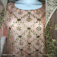 Robes de soirée pakistanaises de créateur punjabi robes formelles pakistanaises indiennes avec broderie toutes les tailles disponibles robes pour femmes