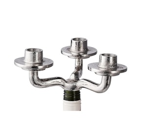 Porte-bougie moderne en aluminium écologique, design artisanal, pour la décoration de la maison et la présentation de bougies. - Product Image 6