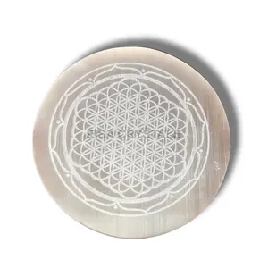 Cristales naturales exclusivos Piedra curativa Selenita Placa de carga Proveedor de cristales Reiki Tablero de péndulo grabado Herramienta de meditación