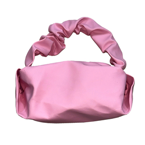 Pochette à maquillage classique en cuir PU, élégant organiseur de cosmétiques pour les voyages et l'usage quotidien - Product Image 2