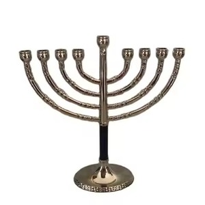 Élégant Chandelier en Métal à 9 Bras pour Bougies Menorah, Décoration d'Intérieur de Table Stylée - Product Image 3