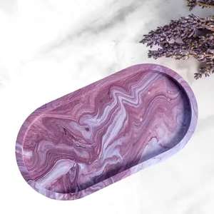 Plateau de toilette ovale transparent en résine à motif tourbillonnant pour la vente, idéal pour les accessoires d'hôtel ou les bijoux - Product Image 2