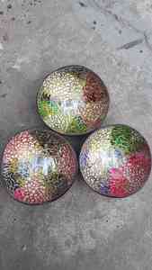 Bol en coque de noix de coco naturelle avec peinture laquée colorée, bol décoratif écologique pour la maison et la cuisine, fait à la main - Product Image 6