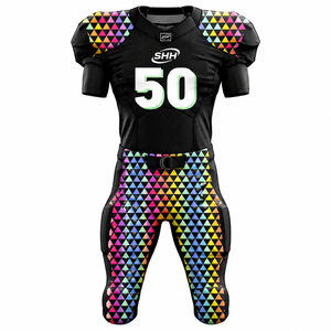 Uniforme de football américain personnalisé pour hommes, maillot noir sublimé avec pantalon rembourré intégré, numéro personnalisé, kit d'équipe de gridiron - Product Image 1