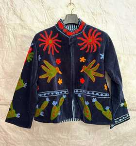 Abrigo de Mujer de Terciopelo Artístico Hecho a Mano con Bordado Boho de Pájaro y Ojo Turco, Impresionante Chaqueta Boho para Mujer con Bordado Suzani - Product Image 4