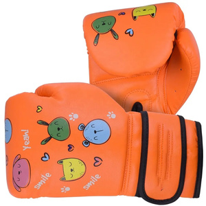 ถุงมือชกมวยลดราคา หนัง PU เงา กันลื่น กันน้ำ แบบรัดข้อมือ ราคาถูก รับผลิตตามแบบ (OEM) สำหรับผู้ใหญ่ทุกเพศ - Product Image 1