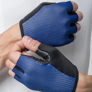 Gants de vélo personnalisés avec une adhérence sécurisée, meilleurs gants de cyclisme avec un design en tissu extensible flexible, gants de vélo avec paume rembourrée - Product Image 6