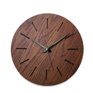 Reloj de Pared Rústico de Madera Natural con Forma Irregular, Analógico de Cuarzo con Manecillas Negras, Funciona con Batería - Product Image 3