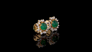 ต่างหูแบบติดหูประดับกรีนออนิกซ์และเพชรทรงรัศมีสีทอง |   เครื่องประดับอัญมณีชั้นสูง |   ผู้ผลิต OEM ODM - Product Image 2