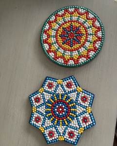 Posavasos Artesanales Bordados con Cuentas, Hechos a Mano con Cuentas Premium, Forma Personalizada, MD HANDICRAFTS, para Café, Té y Mesas de Comedor - Product Image 1